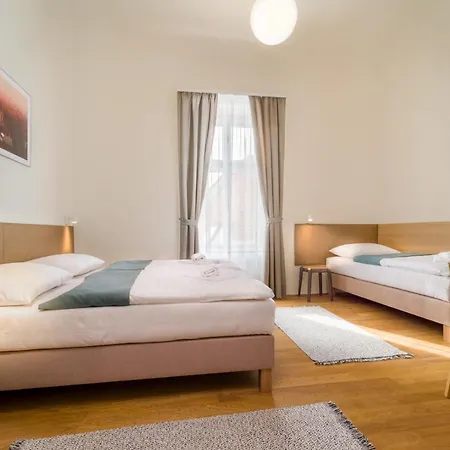 Domus Peregrini Apart Otel