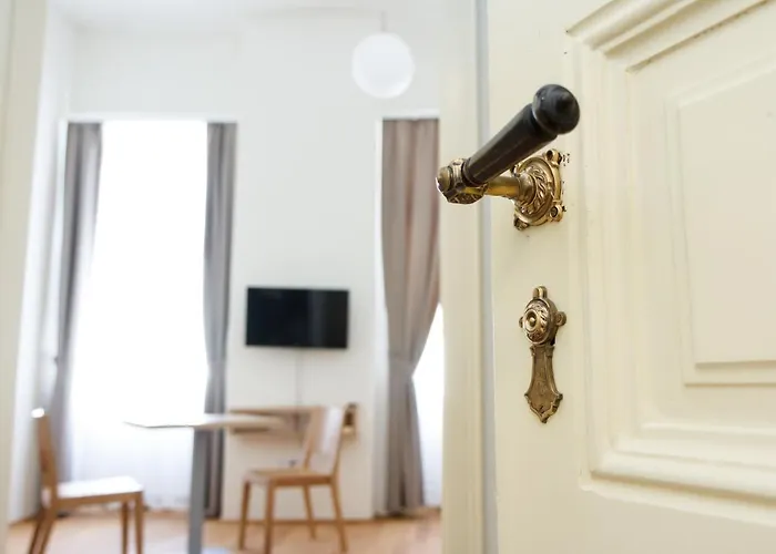 Appart hôtel Domus Peregrini 3*
